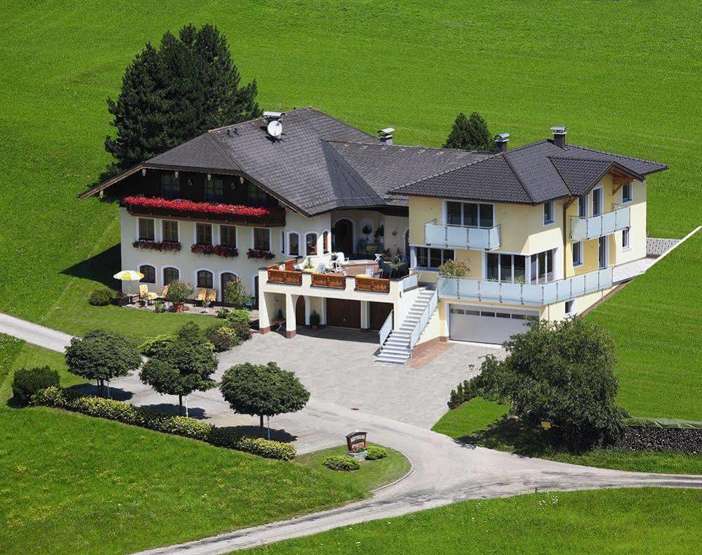 Gaestehaus Stabauer Мондзее Экстерьер фото